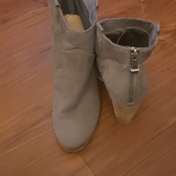 Booties - Picture 7 of 8